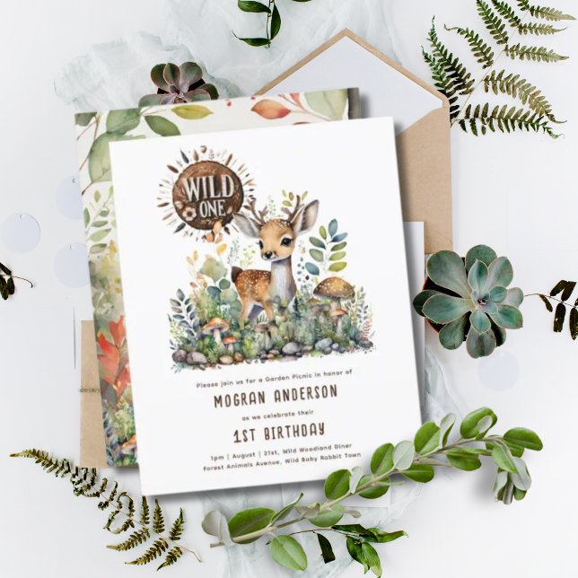 Vild Ett Babyhjort Skogslevande Djur 1-årsdag (Skapare uppladdad)