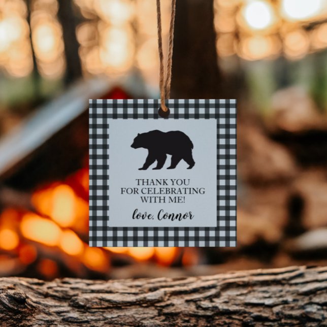 Vild Ett björn Svart Buffalo Play Birthday Gåvor Etiketter (Skapare uppladdad)