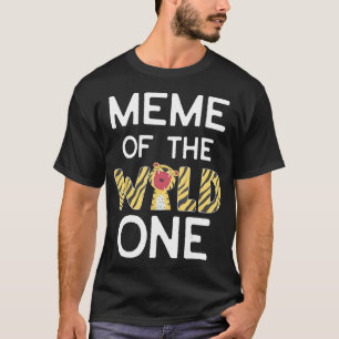 Vild ett djurparker som behandlas i första födelse t shirt