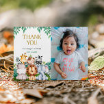 Vild ETT Sahfari Birthday Photo - tackkort Tack Kort<br><div class="desc">din tacksamhet med ett personligt tryck med hjälp av vår Vild ETT Sahfari Birthday Photo Tackyou Card. Det här kortet har charmerande salaréer, spola grönt och plats för ett foto på personligen. Det är perfekt för att tacka gästerna efter din lilla äventyrs första födelsedagskalender. Helt anpassade, det kombinerar en uppriktig...</div>