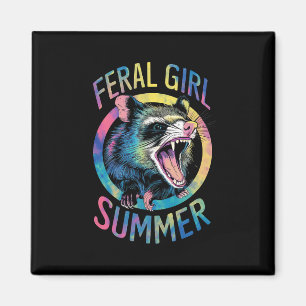 Vild Flicksommar Pungråtta Tie Dye Tvättbjörn Magnet