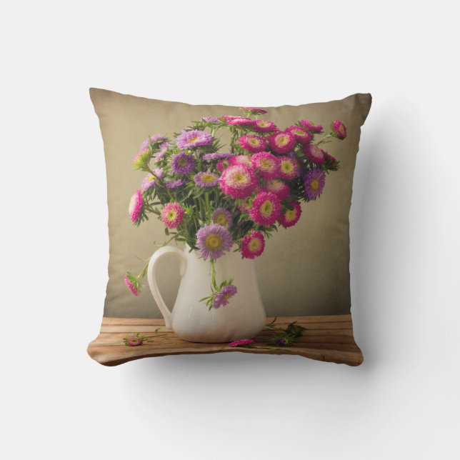 Vild Flowers i en Vas Throw Couch Pillow Kudde (Framsida)