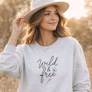 Vild & Fri Feminim Typografi med Blommotiv T Shirt