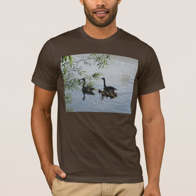 Vild Geese Vuxen Bella Canvas T-Shirt (Framsida)