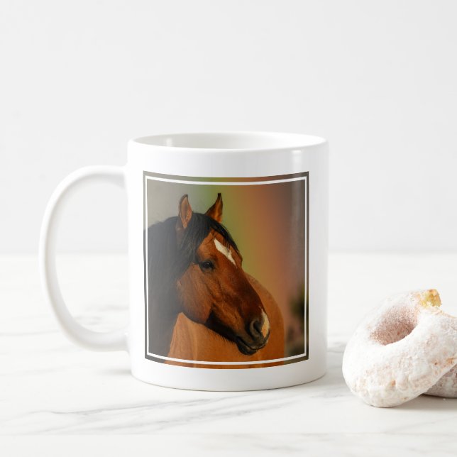 Vild Hingst, Gyllene Ljus och Regnbåge Kaffemugg (Med munk)