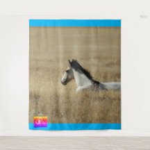VILD HORSE AV UTAH TAPESTRY WESTERN ART IMAGE FOAL
