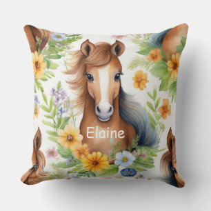 Vild Horse Flowing Mane Gult Blommigt Greenery Kudde