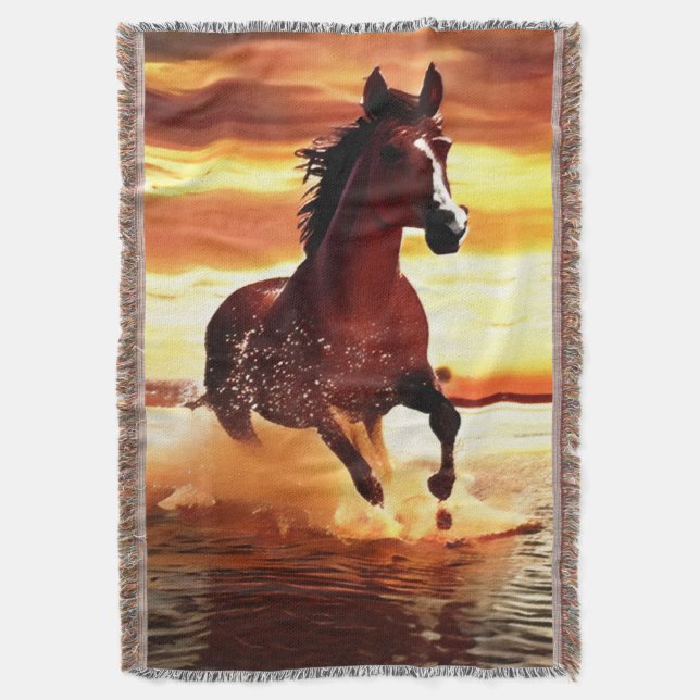 Vild Horse Galloping through Surfa Borderade Filt (Framsidan Vertikal)