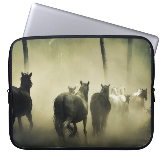 Vild Horses Running Laptop Fodral (Framsidan)