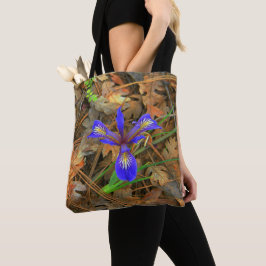 Vild iris blommar..... tygkasse