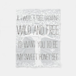 Vild och fritt Grått Abstrakt Triangel Mönster Fleecefilt