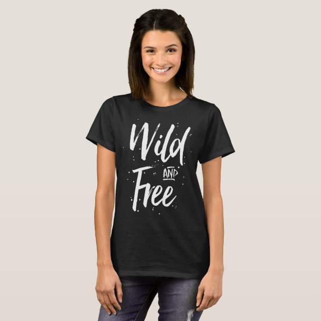 Vild och kostnadsfri typografi tee (Hel framsida)