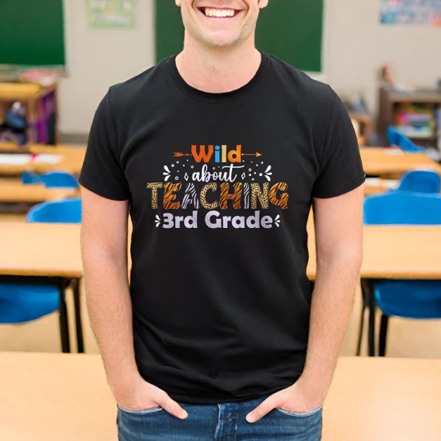 Vild om att undervisa om den tredje Klass-lärarpre T Shirt (Skapare uppladdad)