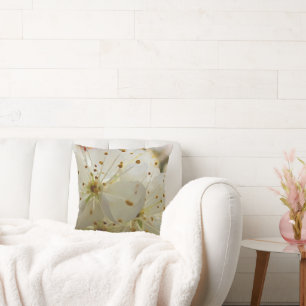Vild Plum Blommars Impressionist Art och ditt namn Kudde