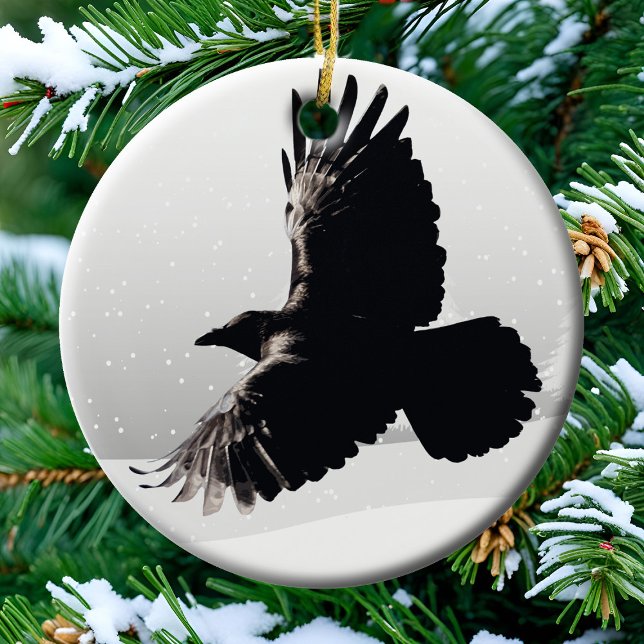 Vild Raven Spirit Animal Bird Flight Winter Snö Julgransprydnad Keramik (Raven spirit black bird in flight winter solstice ornament)