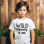 Vild Sak nummer Citat Funny Leopard Skriv ut T-Shi T Shirt<br><div class="desc">Den här söta och roliga designen är perfekt för dina barn. Det innehåller citatet "Vild Sak, (#)" (som kan anpassas till valfritt nummer) i leopard cheetah print typography. Den är modern, lekfull, roligt och coola. perfekten är utformad för att ge till dina barn. (Matchningsskjortor finns tillgängliga för mamma med citatet...</div>