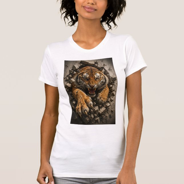 Vild Tiger som Slår igenom Vägg T Shirt (Framsida)