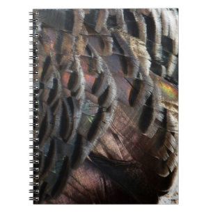 Vild Turkiet Feathers I Abstrakt Natur Design Anteckningsbok