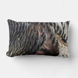 Vild Turkiet Feathers I Abstrakt Natur Design Lumbarkudde