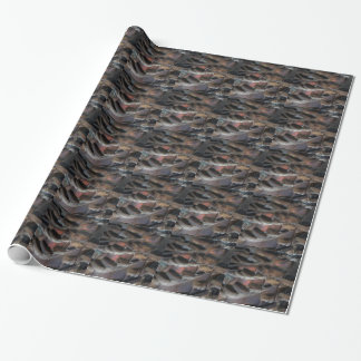 Vild Turkiet Feathers I Abstrakt Natur Design Presentpapper