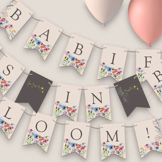 Vilda blommor Babys i blom Garland Baby Shower Vimplar (Babies in Bloom Garland from the Wildflower Charm baby shower collection by Darling & May)