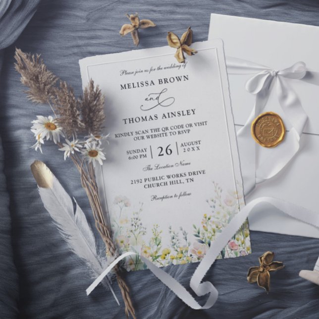 Vilda blommor Elegant Modern Budget QR-kod Bröllop Inbjudningar (Skapare uppladdad)