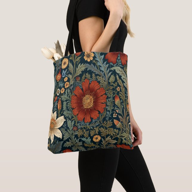 Vilda blommor Rött mönster William Morris-stil Tygkasse (Närbild)