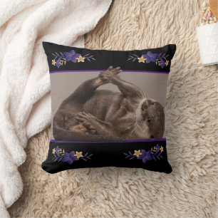 Vilda djur - Cute Otter Pillow Kudde