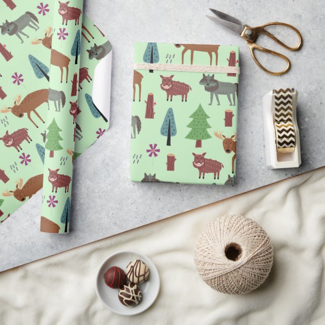 Vilda djur i skogen rådjur vildsvin varg presentpapper (Hantverk)