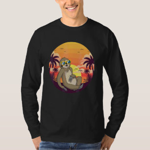 Vilda djur Tropiskt djur Solnedgång Palmträd Seng T Shirt