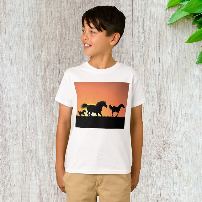 Vilda hästar solnedgång siluett t shirt (Skapare uppladdad)