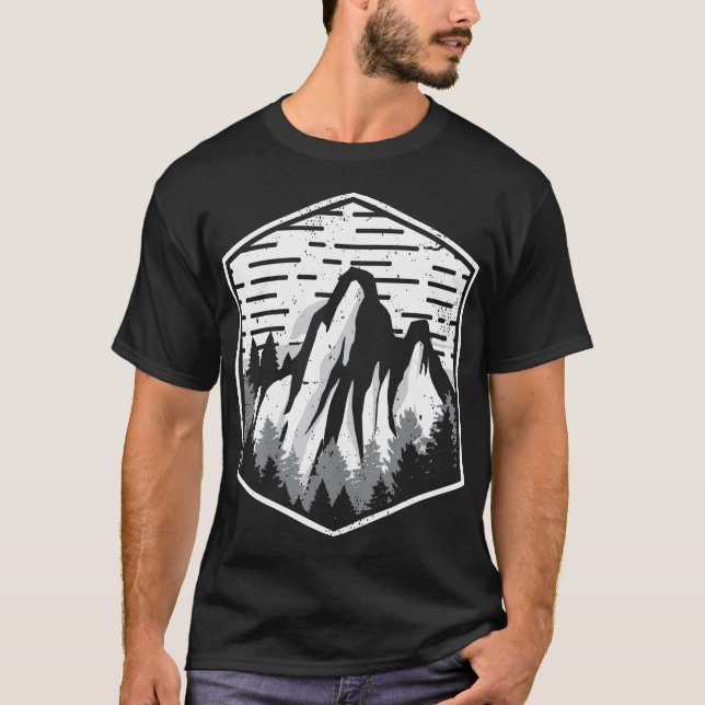 Vilda Träd Berg Natur Utomhus Vandring T Shirt (Framsida)