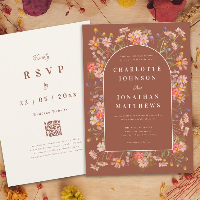 Vildblomma Boho Chic Båge Terrakotta Höst Bröllop Inbjudningar (Boho chic wildflower arch terracotta burnt orange beige fall wedding invitation )