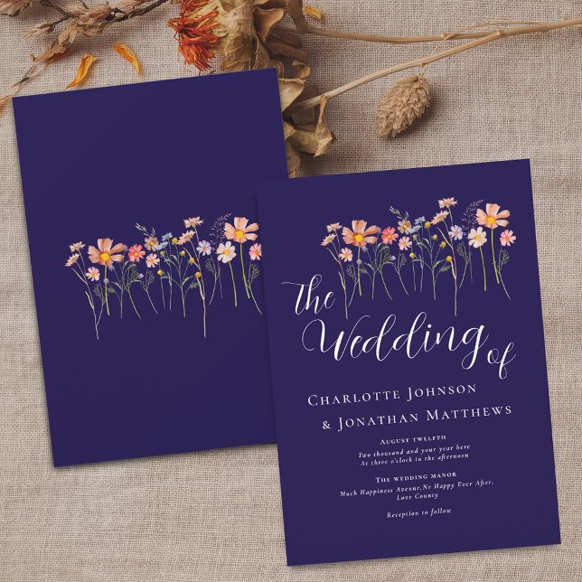 Vildblomma Elegant Skrift Marinblå Terrakotta Inbjudningar (Wildflower meadow navy blue terracotta floral fall Wedding invitation white Elegant modern script )