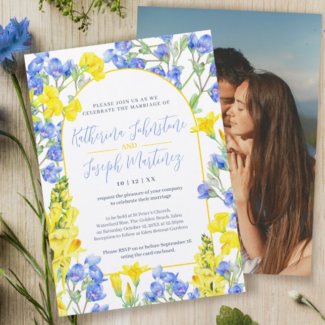 Vildblomma gul blå akvarellbåge bröllop inbjudningar (Skapare uppladdad)