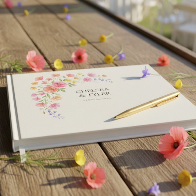 Vildblommabroll Elegant Blommig Signatur Gästböcker (Pretty floral guest book from the Wildflower Bloom wedding collection by Darling & May)