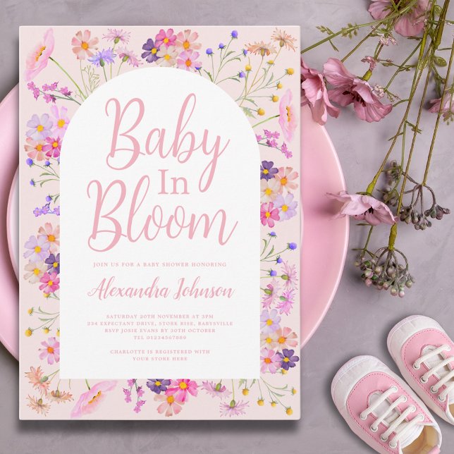 Vildblomsbaby i blomning Flickbabykalas Inbjudningar (Baby in bloom girl baby shower invitation)