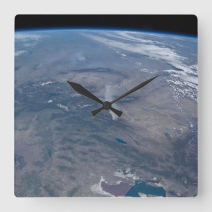 Vilden brinner i Westerna och sydvästra USA. Fyrkantig Klocka