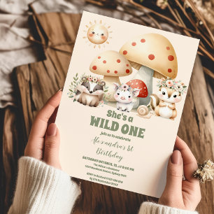 Vilden Grey Woodland Animals 1:a födelsedagen Inbjudningar