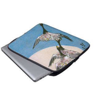 Vildgäss flyger nedåt över månen, Hiroshige Laptop Fodral