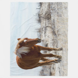 Vildhäst på dyner fleecefilt