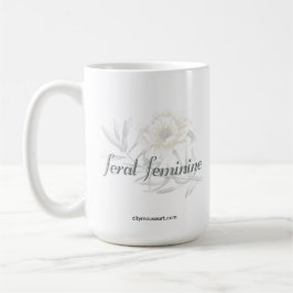 Vildt Feminint — Mjuk Botanisk Typografi Kaffemugg
