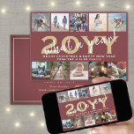 Vilket år, Modern 10 Photo Collage Burgundy Guld Julkort<br><div class="desc">Vilket år att minnas! Skicka snyggt glatt hälsning och 10 av bilderna med ett helgdag för anpassningsbar 5x7-fotokollage. (IMAGE PLACEMENT TIP: Ett enkelt sätt att centrera ett foto exakt som du vill är att flytta det till skörd innan du laddar upp det till Zazzle-webbplatsen.) All text i den här mallen...</div>