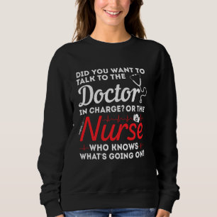 Ville du prata med Doktor som är ansvarig eller T Shirt