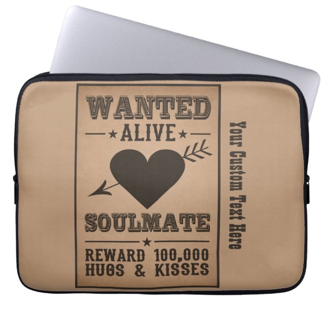 VILSELEVANDE: SOULMAT laptop sleeve (Framsidan)