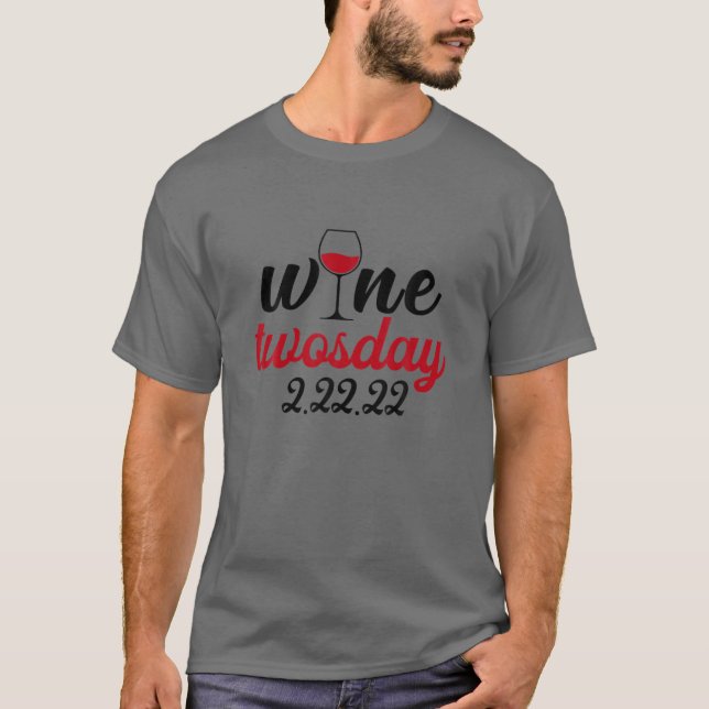 Vin 22 februari 2022 och 2022 Funny 2/22/20 T Shirt (Framsida)