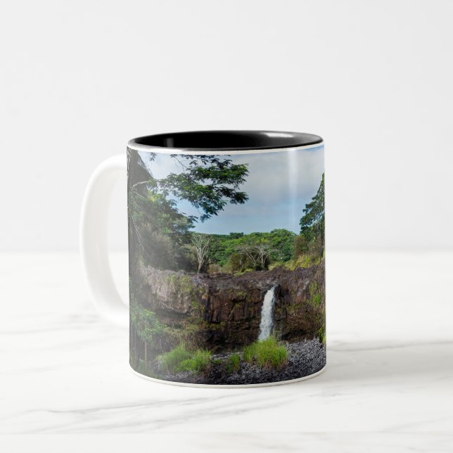 Vin faller i vailuku flodstatspark Två-Tonad mugg (Framsida vänster)