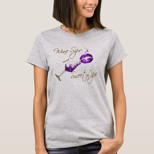 Vin Sips och Sweet Läppar - Lila Tee (Framsida)