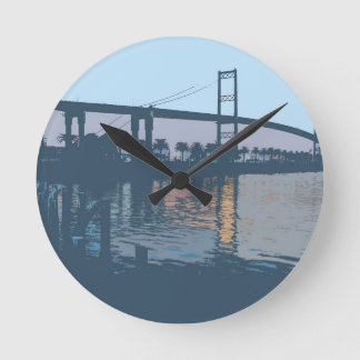 Vincent Thomas Bridge Wall Clock Rund Klocka