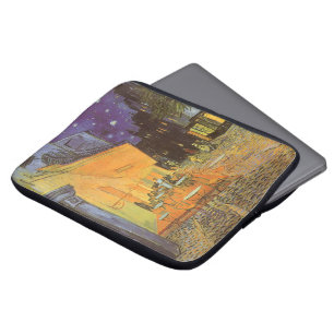 Vincent van Gogh - Caféterrassen om natten Laptop Sleeve